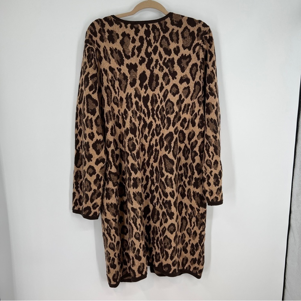 Joan Vass Leopard Animal Print Long Sleeves Single Button Roundneck Cardigan - Picture 6 of 10